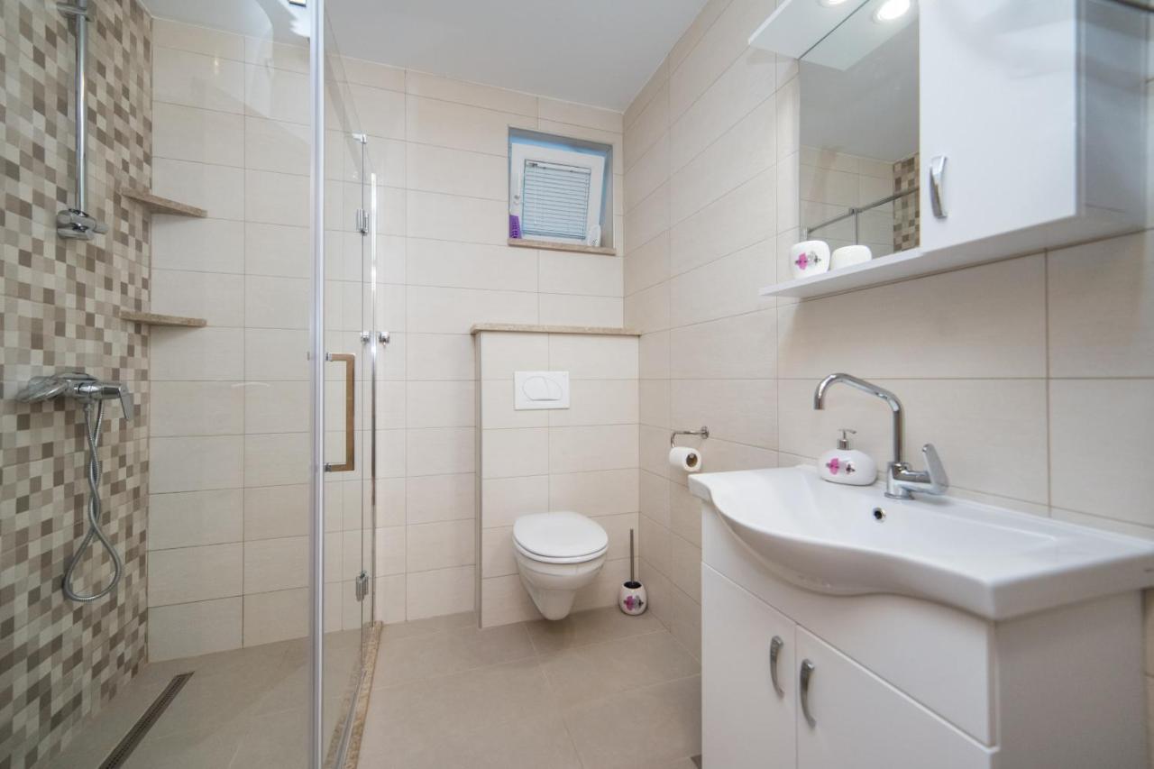 Apartments Zvonik Brist Kültér fotó