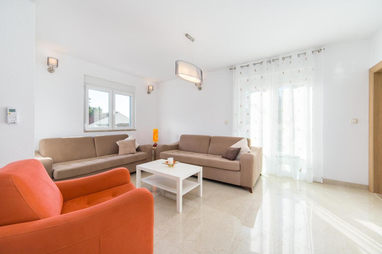 Apartments Zvonik Brist Kültér fotó