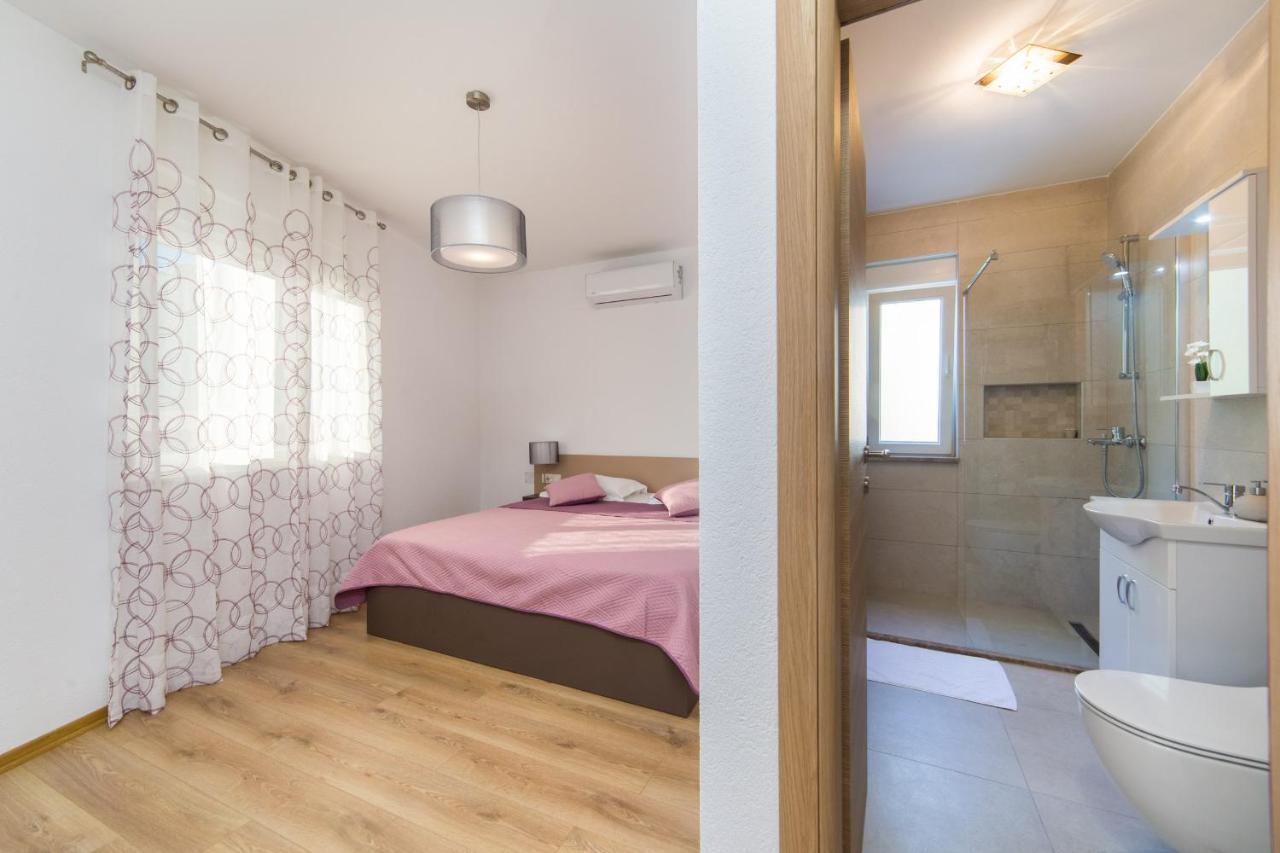 Apartments Zvonik Brist Kültér fotó