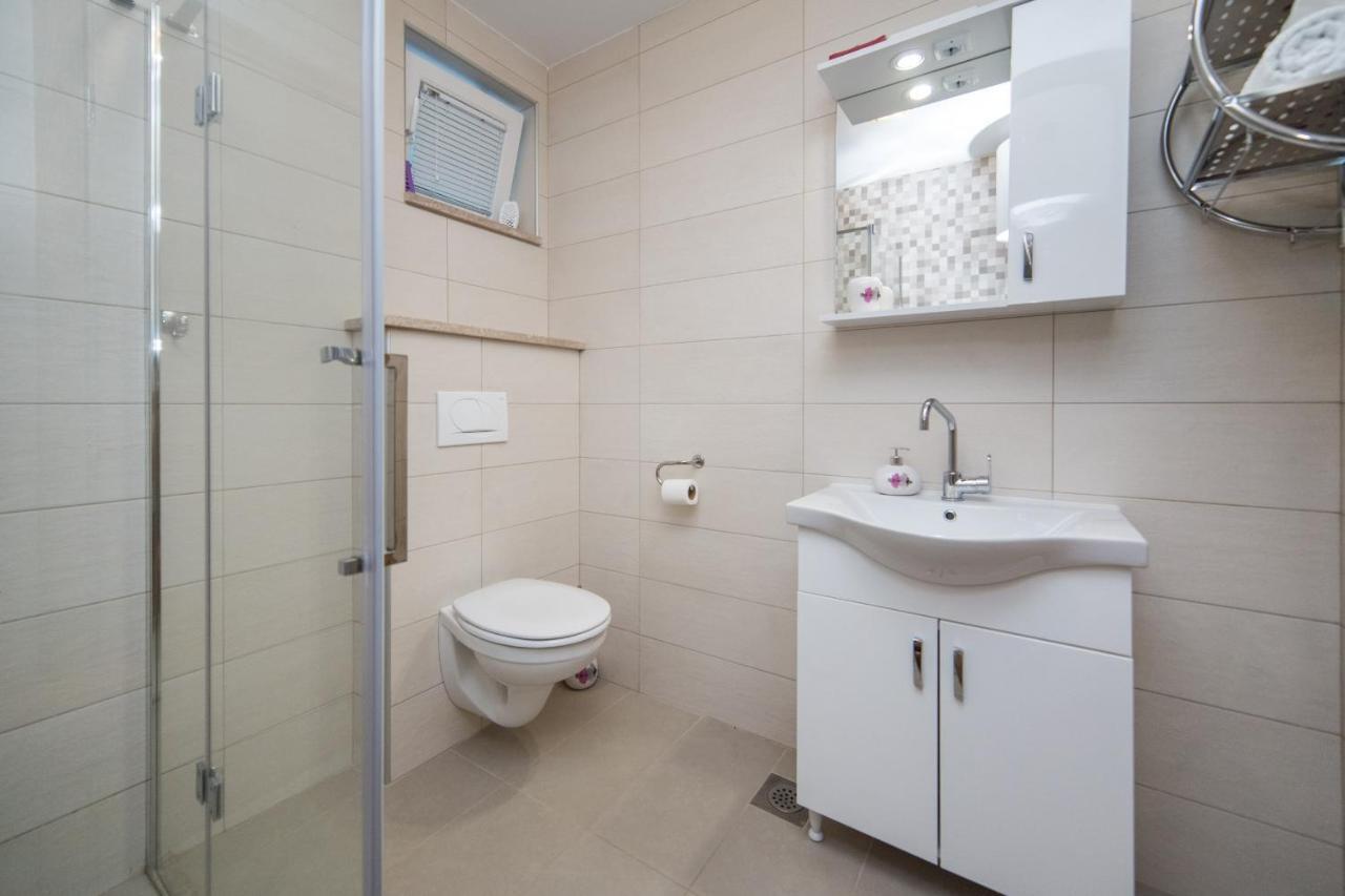 Apartments Zvonik Brist Kültér fotó
